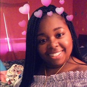 Meet your Posher, Alexus